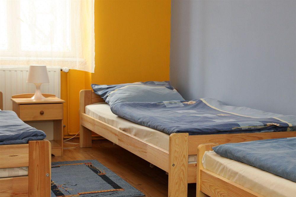 크라쿠프 Old Town Luxe Retreat - King Bed - Steps To Main Square 아파트 외부 사진